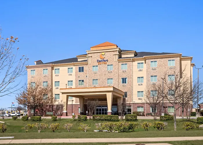 Comfort Suites Waxahachie - Dallas