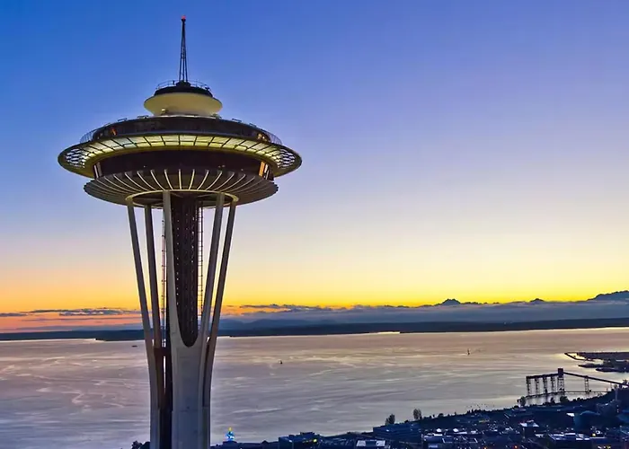 Seattle Luxury 4-Suite Retreat