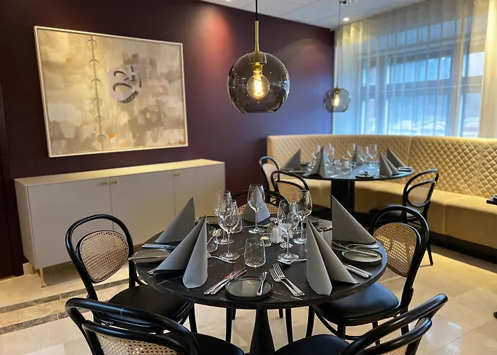 Injoy Premium Hotel Solna