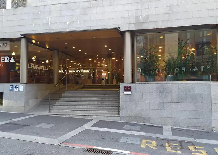 Tulip Inn Andorra Delfos