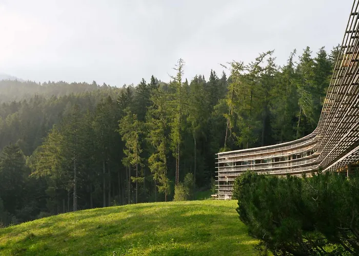 Vigilius Mountain Resort Lana