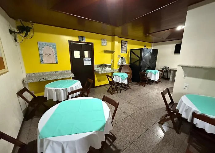 Oasis Chartouni Hotel