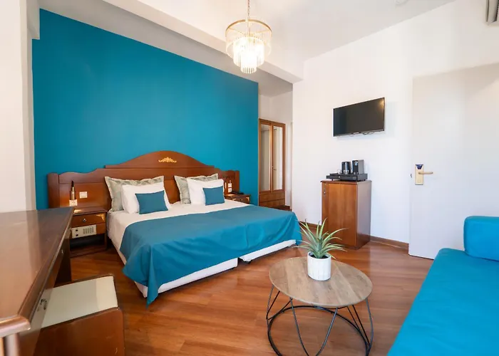 Diana Hotel