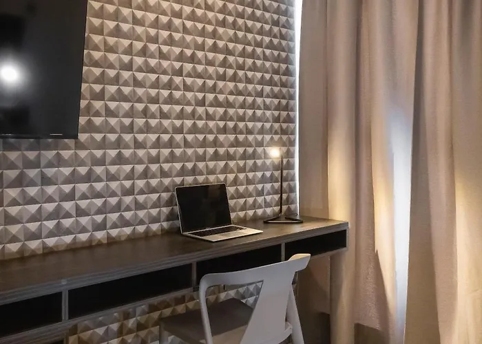 Altitude Loft Hotel