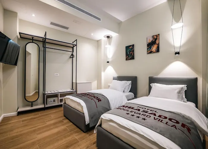 Ambasador Hotel