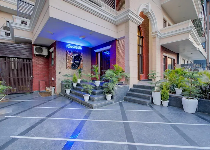 Amrit Hotel - Hotel & Banquet,Sector 32