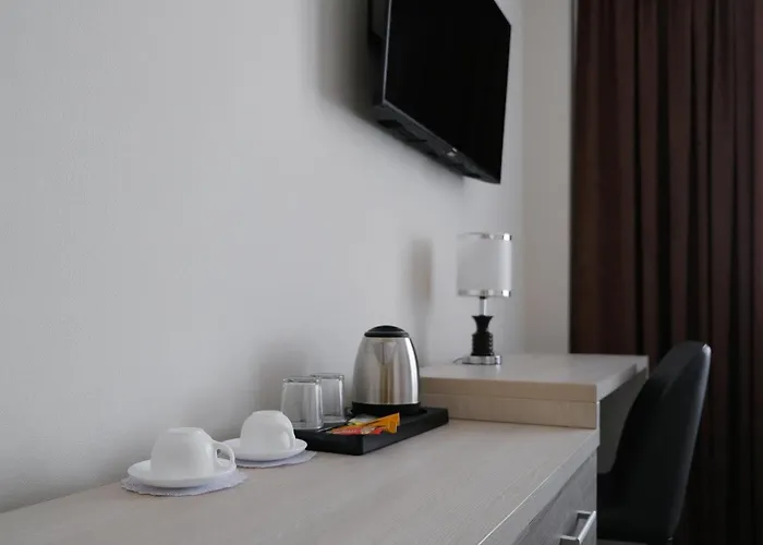 Urban Hotel Express