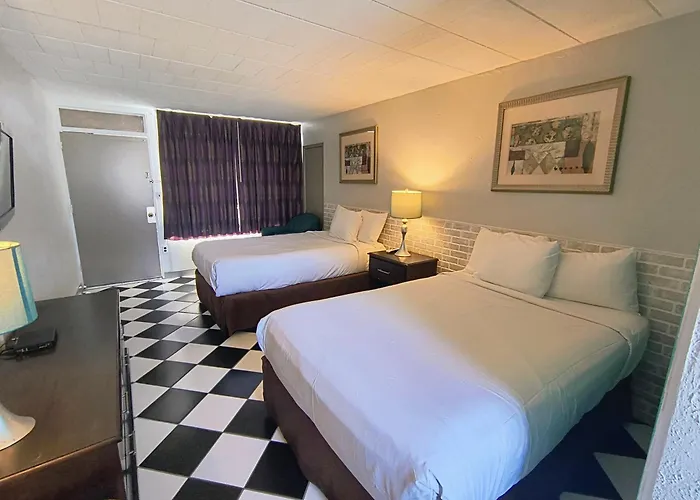Monaco Motel - Wildwood Beach & Boardwalk
