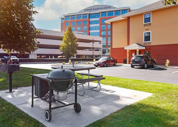 Extended Stay America Suites - Madison - Junction Court