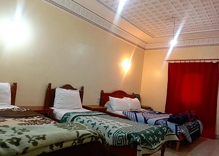 Hotel Almanader