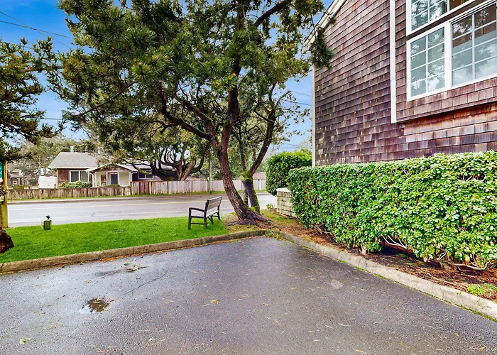 Beaches Inn | Sand Dune Townhouse