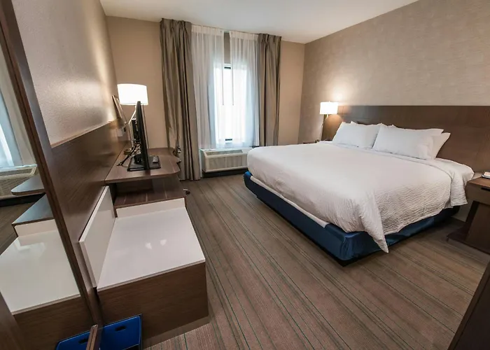 Fairfield Inn & Suites By Marriott Huntsville