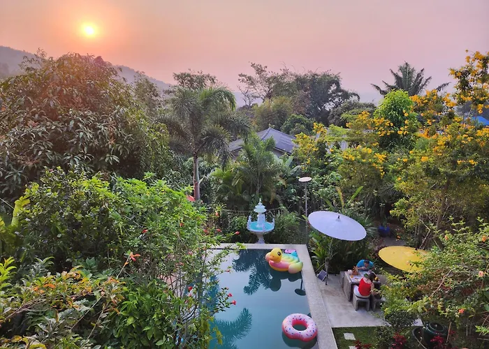 บ้านภูคำฟ้า ดอยปู่ไข่ Baan Phu Kham Fah