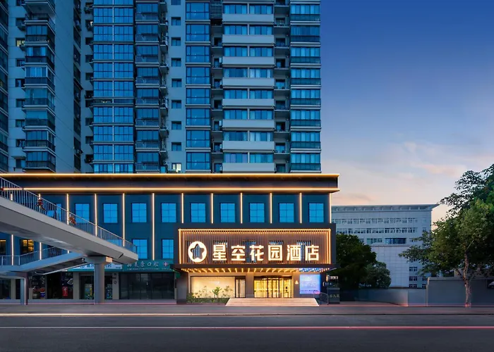Starry Sky Garden Hotel Wuhan Hankou Railway Station Zhuyeshan Subway Station Branch