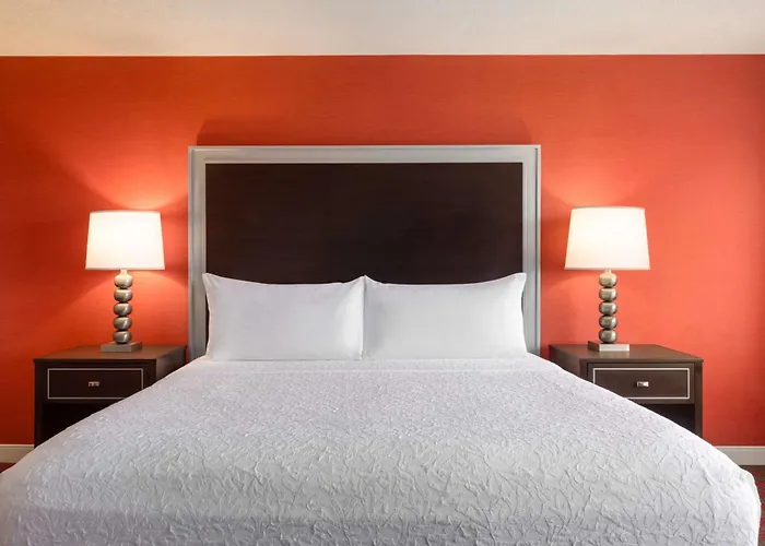 Doubletree By Hilton New York-Laguardia