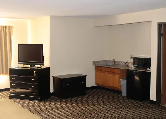 Econo Lodge Inn & Suites Wisconsin Dells