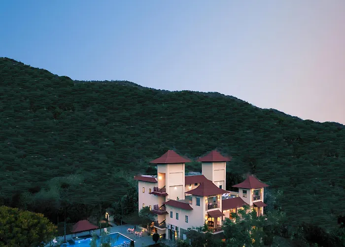 The Hunting Lodge - Luxury Resort In Udaipur