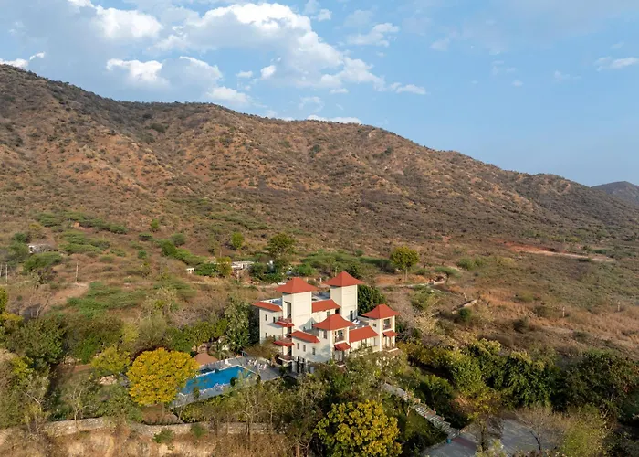 The Hunting Lodge - Luxury Resort In Udaipur