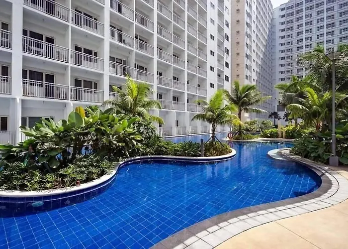 Emfress Suites