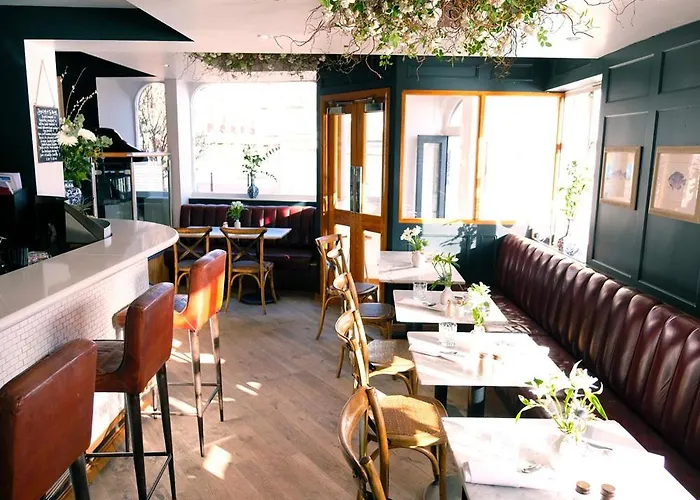 The Marine Hotel & Restaurant