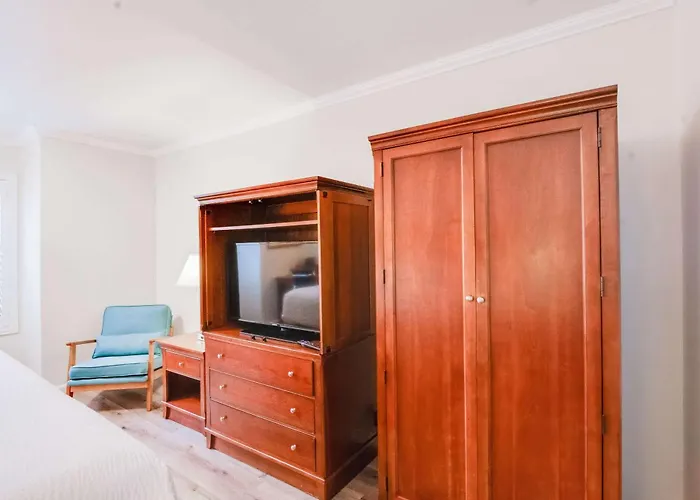 Ramada By Wyndham Mountain View
