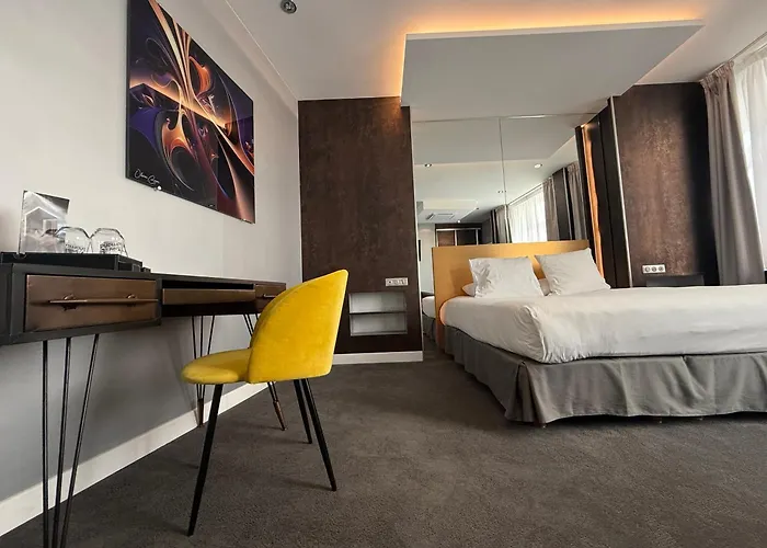 LOGIS Hôtel Borel Dunkirk