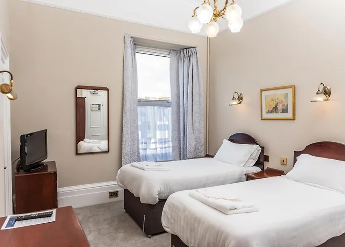 The Queens Hotel