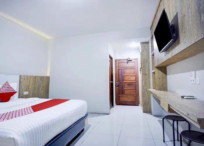 Collection O Gapura Hotel Near Parapat Penatapan Danau Toba