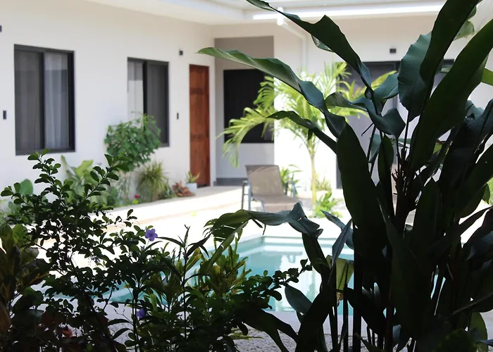 Hotel Huacas
