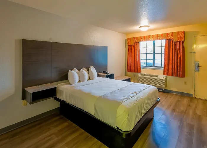 Oyo Hotel Yoakum West