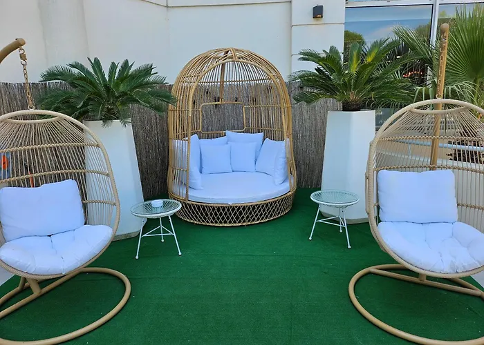 Hotel Birdy By Happyculture