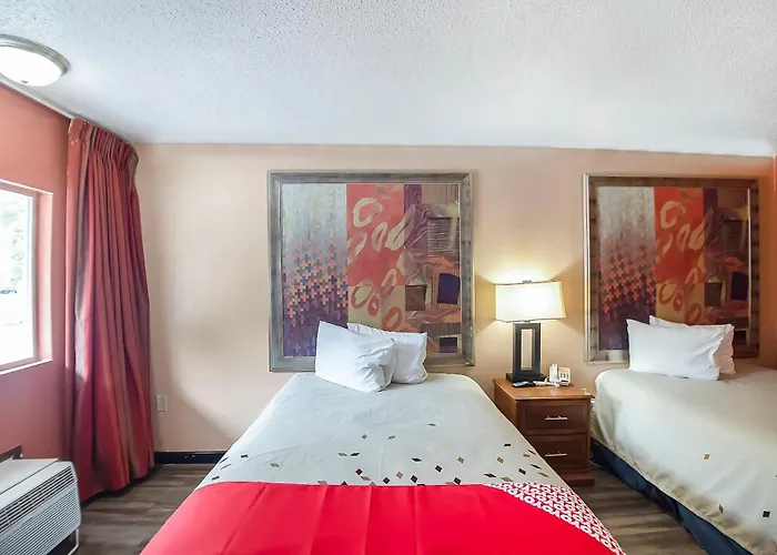 Hotel O Daylight Inn Elkhart I-90, In