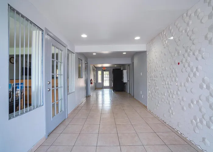Oyo Hotel Midland