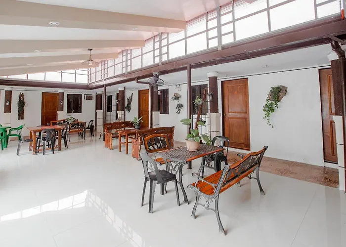 Oyo 741 Sierra Travellers Inn
