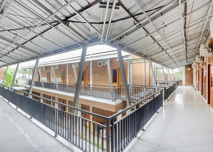 Hotel O D Kost In Kandri Semarang