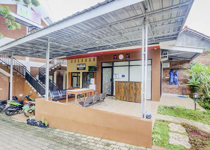 Hotel O D Kost In Kandri Semarang