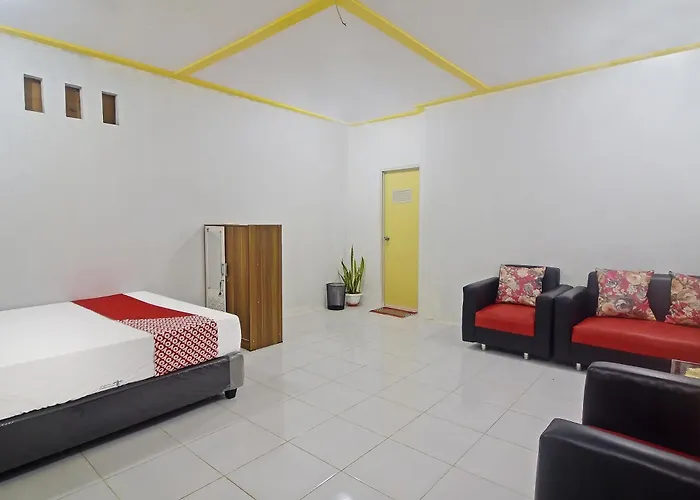 Hotel O Pulisan Ekowisata Homestay Near Wisata Pantai Desa Pulisan