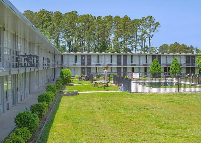 Masters Inn Selma Smithfield I-95 By Oyo