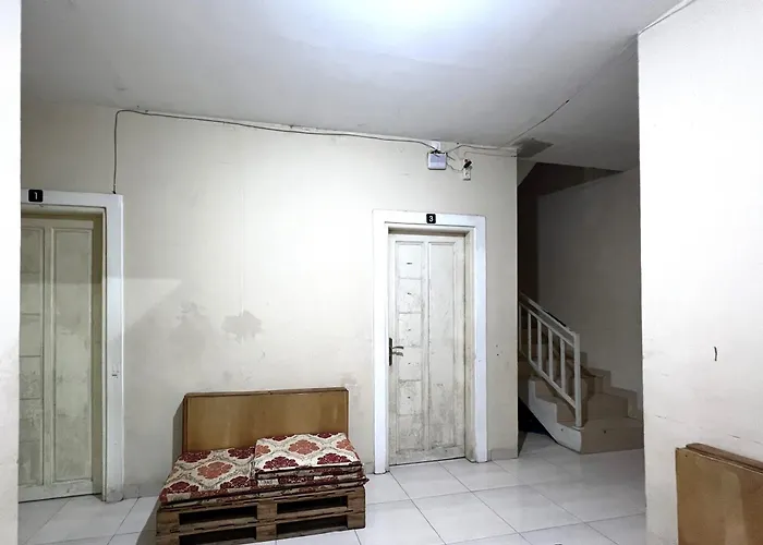 Oyo 93412 Kost Irma Syariah Near Uptd Smp Negeri 8 Parepare