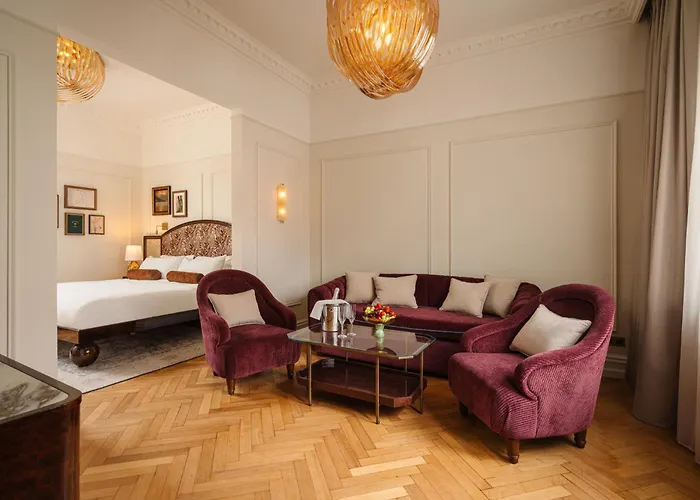Hotel Fleur De Ville