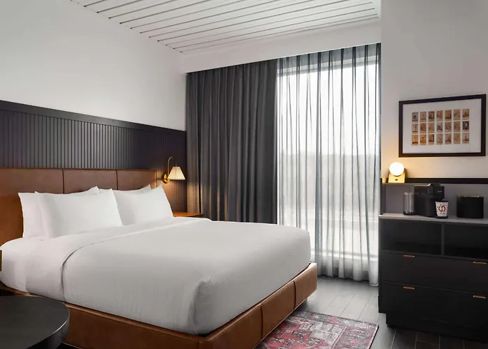 Origin Kansas City Riverfront, A Wyndham Hotel