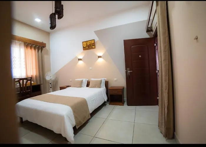 Central Hotel