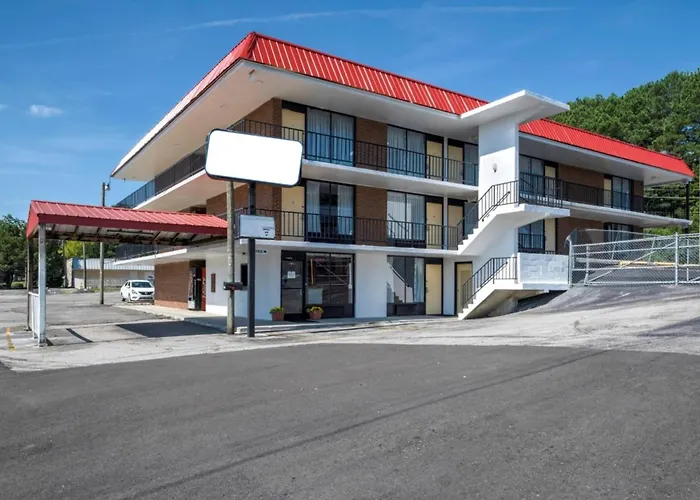 Oyo Hotel Cleveland, Tn