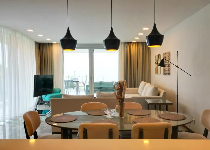 Sea-View Residence