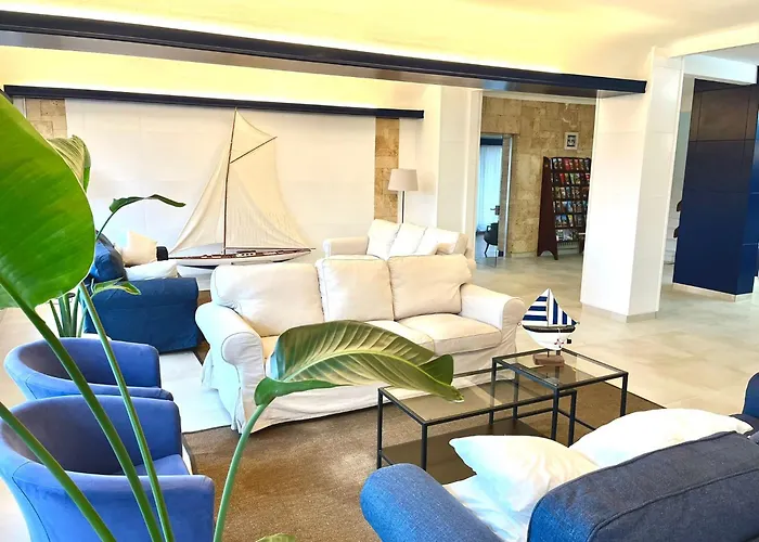 Hotel Garbi