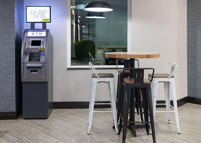 La Quinta Inn By Wyndham Buffalo Airport