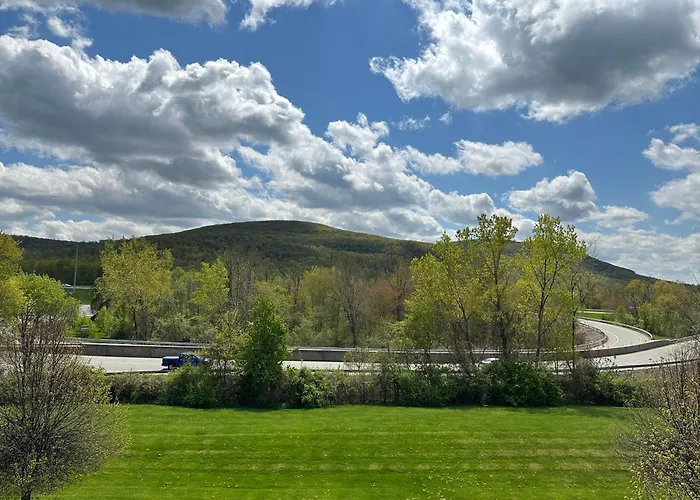 Courtyard By Marriott Fishkill