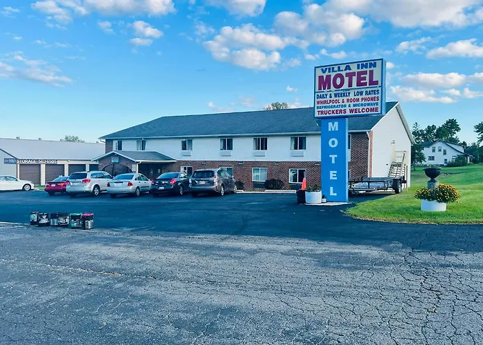 Villa Inn Motel Near Hwy 12 Wi Capital O