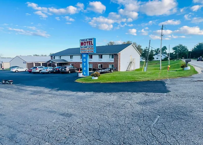 Villa Inn Motel Near Hwy 12 Wi Capital O