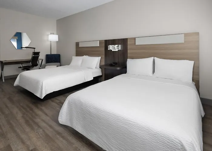 Holiday Inn Express & Suites Leesburg - Historic District By Ihg